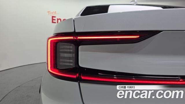 Polestar Polestar 2 2023 — photo 9