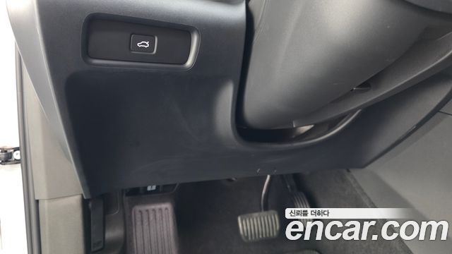 Polestar Polestar 2 2023 — photo 28