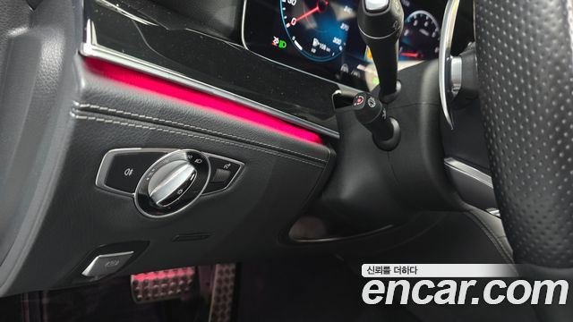 Mercedes-Benz AMG GT 2021 — photo 22