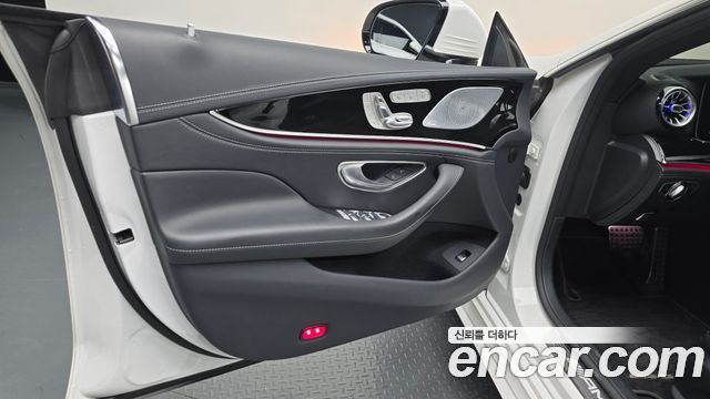 Mercedes-Benz AMG GT 2021 — photo 14
