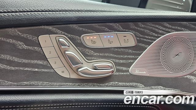 Mercedes-Benz CLS-Class 2020 — photo 24