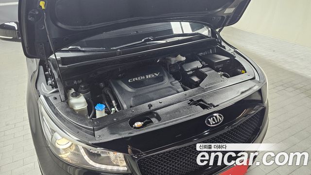 Kia Canival 2016 — photo 6