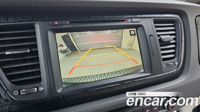 Kia Canival 2016 — photo 17