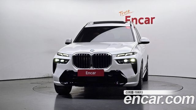 BMW X7 2025 — photo 3