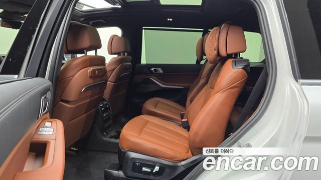 BMW X7 2025 — photo 12