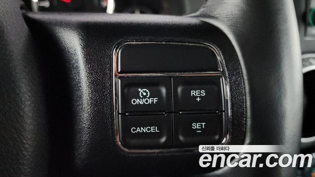 Jeep Wrangler 2016 — photo 23