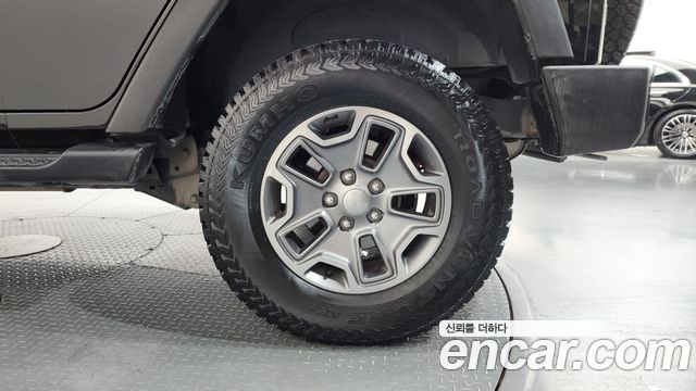 Jeep Wrangler 2016 — photo 7