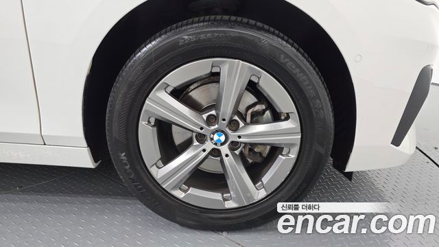 BMW 2-Series 2023 — photo 7