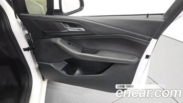 BMW 2-Series 2023 — photo 14
