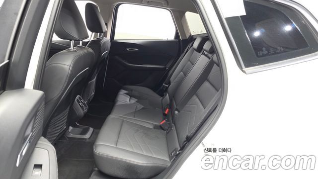 BMW 2-Series 2023 — photo 16