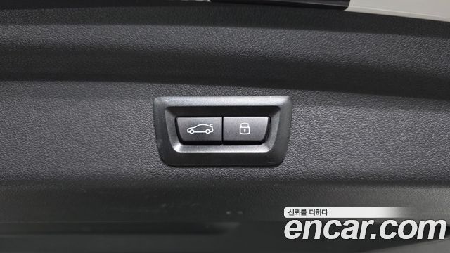 BMW 2-Series 2023 — photo 31
