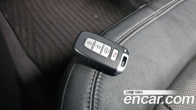 Kia K5 2011 — photo 15