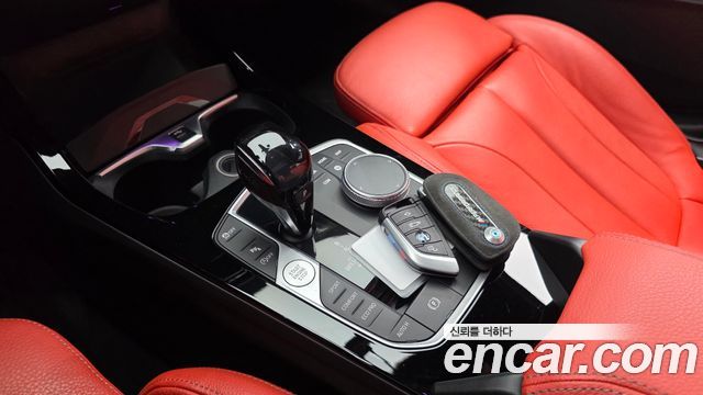 BMW 1-Series 2021 — photo 12