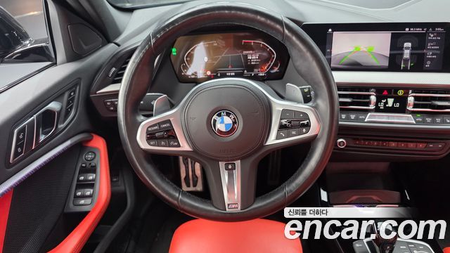 BMW 1-Series 2021 — photo 19