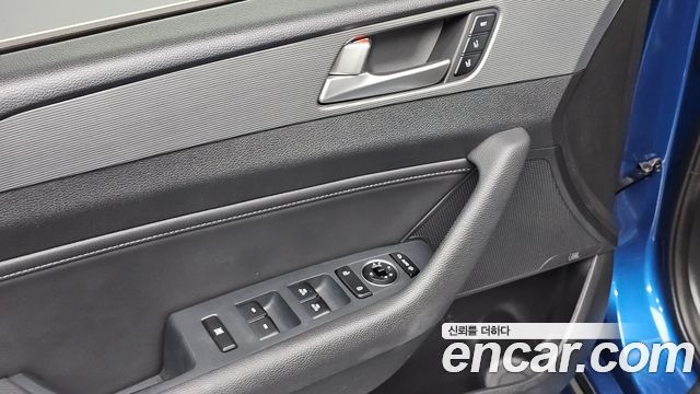 Hyundai Sonata 2018 — photo 19