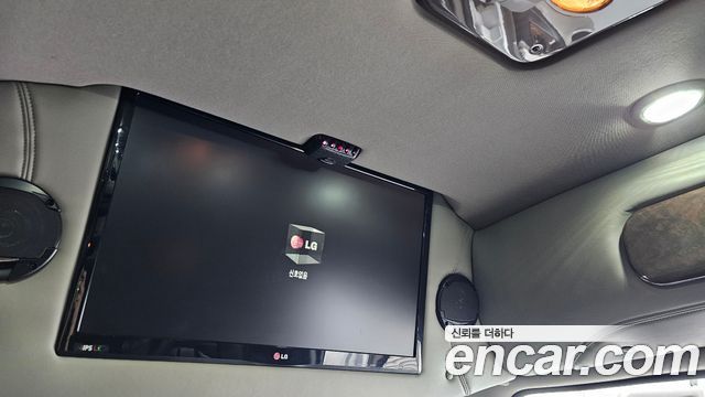 Chevrolet Express Van 2014 — photo 19