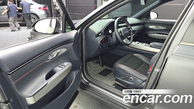 Genesis GV70 2021 — photo 10