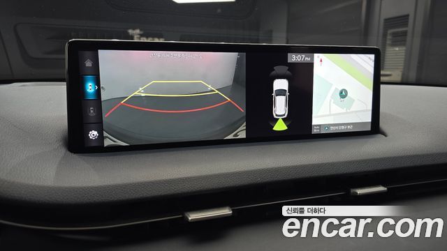Genesis GV70 2021 — photo 16