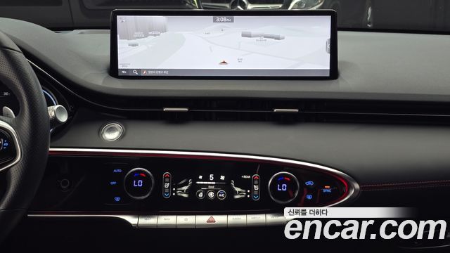 Genesis GV70 2021 — photo 19