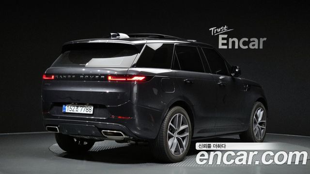 Land Rover Range Rover Sport 2025 — photo 2