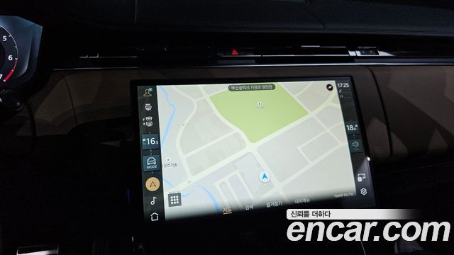 Land Rover Range Rover Sport 2025 — photo 24
