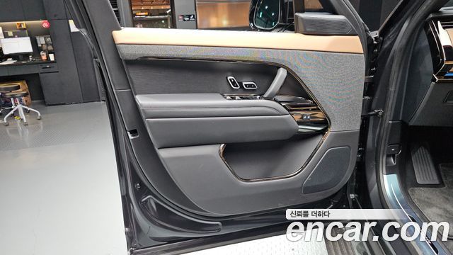 Land Rover Range Rover Sport 2025 — photo 14