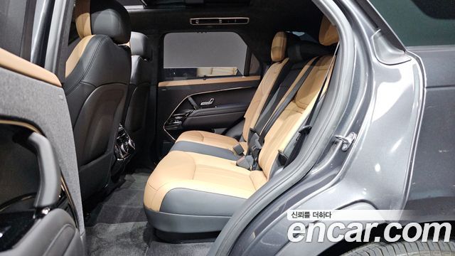 Land Rover Range Rover Sport 2025 — photo 16