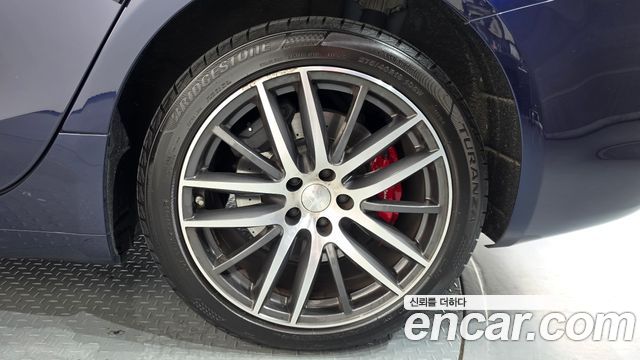 Maserati Ghibli 2019 — photo 7