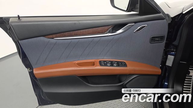 Maserati Ghibli 2019 — photo 14