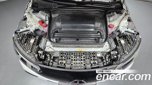 Mercedes-Benz EQE 2023 — photo 6