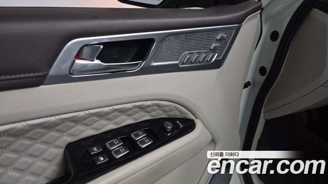 KG Mobility Rexton 2021 — photo 30