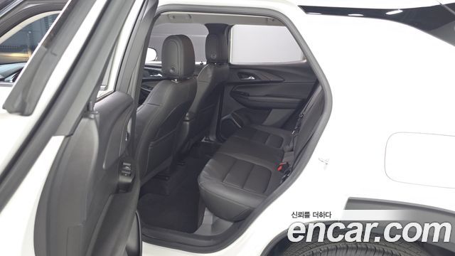 Chevrolet Korea Trailblazer 2022 — photo 17