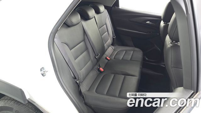 Chevrolet Korea Trailblazer 2022 — photo 18