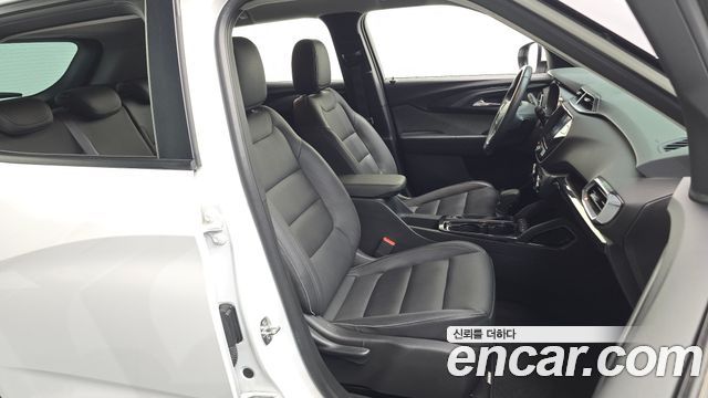 Chevrolet Korea Trailblazer 2022 — photo 16