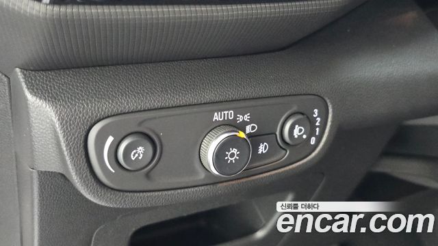 Chevrolet Korea Trailblazer 2022 — photo 30