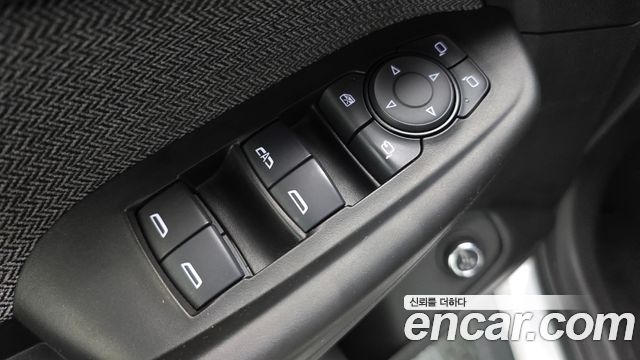 Chevrolet Korea Trailblazer 2022 — photo 31
