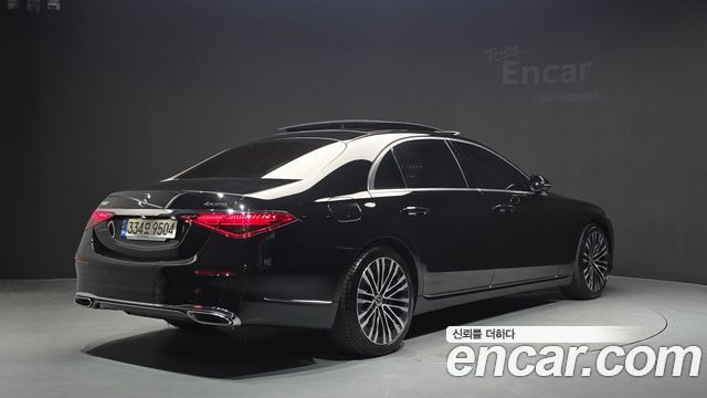 Mercedes-Benz S-Class 2022 — photo 2