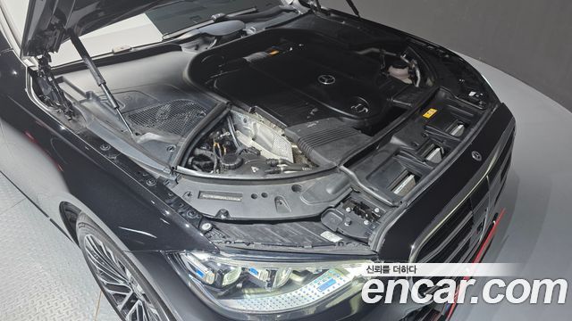 Mercedes-Benz S-Class 2022 — photo 6