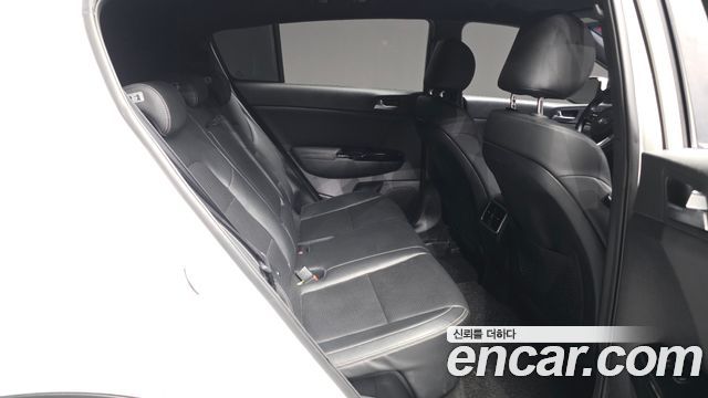 Kia Sportage 2019 — photo 12