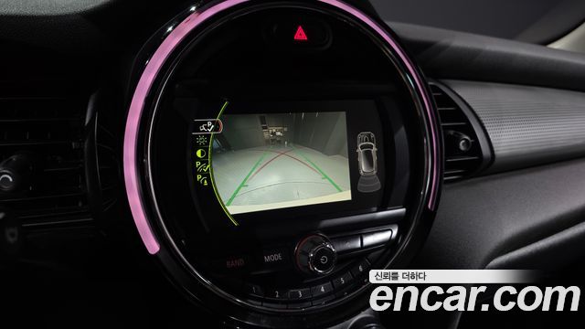 Mini Cooper 2018 — photo 15