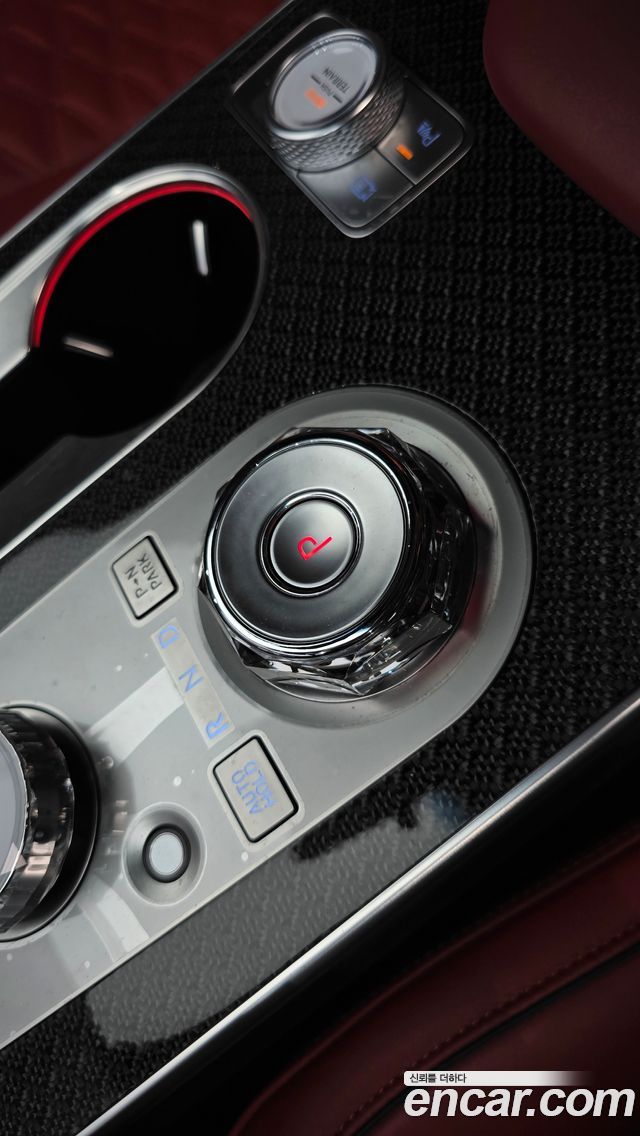 Genesis GV80 2024 — photo 12