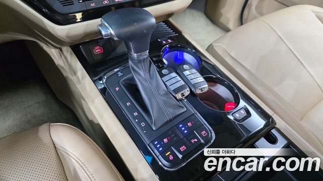 Kia Canival 2018 — photo 9