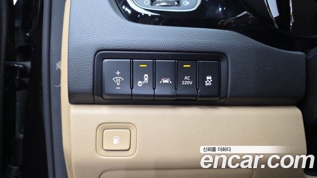 Kia Canival 2018 — photo 13
