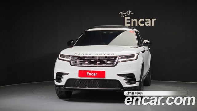 Land Rover Range Rover Velar 2026 — photo 3