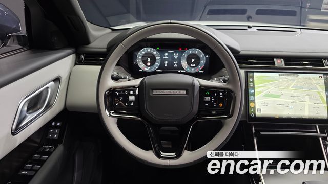 Land Rover Range Rover Velar 2026 — photo 13