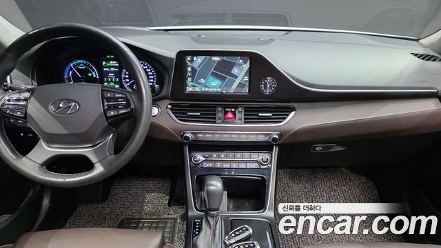 Hyundai Grandeur 2019 — photo 22