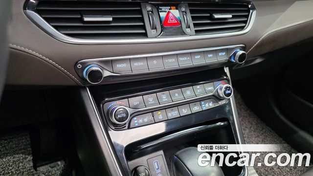 Hyundai Grandeur 2019 — photo 23