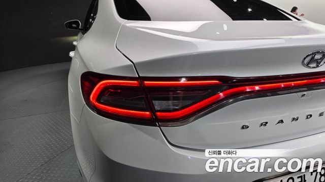 Hyundai Grandeur 2019 — photo 9