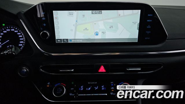 Hyundai Sonata 2022 — photo 20
