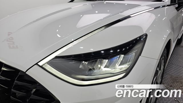 Hyundai Sonata 2022 — photo 8